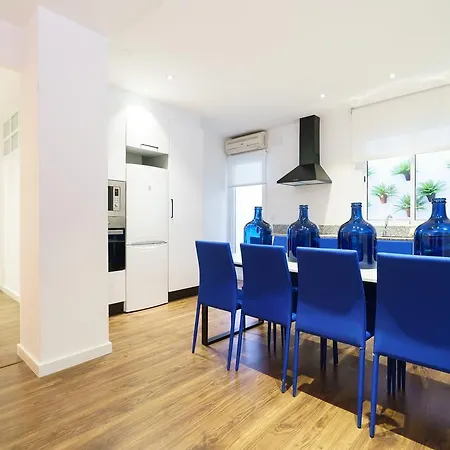 Luxury - Boutique Center فالنسيا