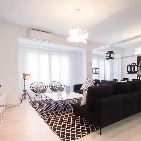 Luxury - Boutique Center バレンシア
